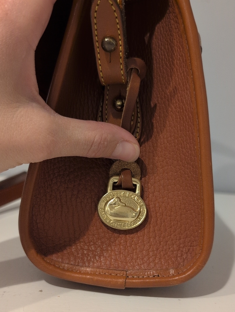 Vintage Dooney & Bourke Brown Leather Crossbody - Picture 4 of 15
